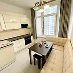 Apartamento просторная двухкомнатная в аркадии с видом на море на 6 человек!